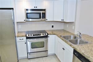 3121 NE 51st St, Fort Lauderdale, FL 33308, Sold 04/30/19