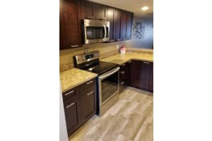 4329 SW 70th Terrace, Davie, FL 33314, Sold 05/11/18