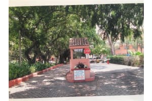 620 Tennis Club Dr, Fort Lauderdale, FL 33311, Sold 07/17/18