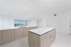 321 N Birch Rd, Fort Lauderdale, FL 33304, Sold 03/10/21