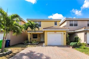 9288 NW 55th St, Sunrise, FL 33351, Sold 05/16/18