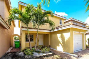 9288 NW 55th St, Sunrise, FL 33351, Sold 05/16/18