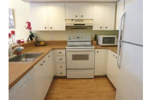 4234 SW 71st Ter, Davie, FL 33314, Sold 05/22/18