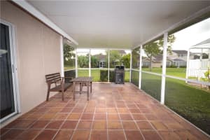 1229 W Lakes Dr, Deerfield Beach, FL 33442, Sold 05/16/18