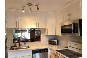 307 W Hemingway Cir, Margate, FL 33063, Sold 06/07/18