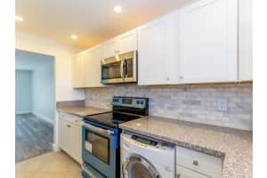 2570 Banyan Rd, Boca Raton, FL 33432, Sold 11/06/18