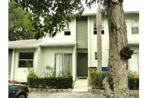 897 Crystal Lake Dr, Pompano Beach, FL 33064, Sold 06/29/18