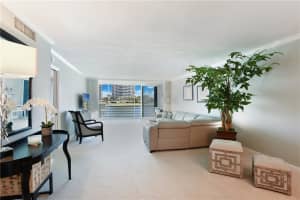 36 Yacht Club Dr, North Palm Beach, FL 33408, Sold 10/25/18