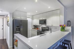 5321 NE 24th Terrace, Fort Lauderdale, FL 33308, Sold 05/17/18