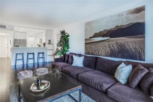 5321 NE 24th Terrace, Fort Lauderdale, FL 33308, Sold 05/17/18