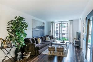 5321 NE 24th Terrace, Fort Lauderdale, FL 33308, Sold 05/17/18