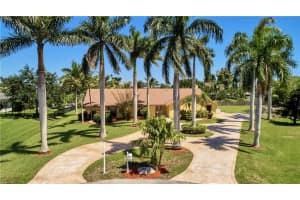 11651 SW 24th St, Davie, FL 33325, Sold 06/22/18