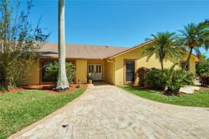 11651 SW 24th St, Davie, FL 33325, Sold 06/22/18