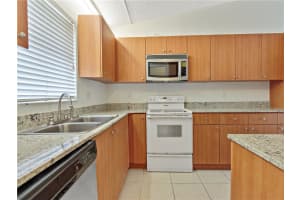 6604 S Parkway Dr, Margate, FL 33068, Sold 06/08/18