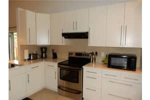 5128 E Lakes Dr, Pompano Beach, FL 33064, Sold 06/01/18