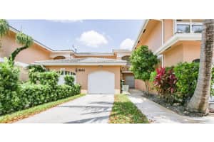 3251 NW 44th St, Oakland Park, FL 33309, Sold 07/31/18