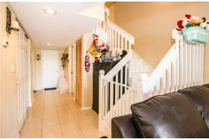 3251 NW 44th St, Oakland Park, FL 33309, Sold 07/31/18