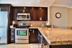 521 N Riverside Dr, Pompano Beach, FL 33062, Sold 12/03/18