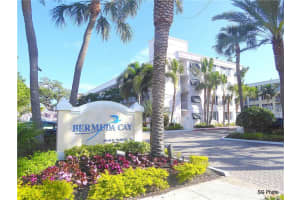 611 E Woolbright Rd, Boynton Beach, FL 33435, Sold 06/26/18