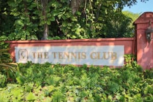 650 Tennis Club Dr, Fort Lauderdale, FL 33311, Sold 09/20/18