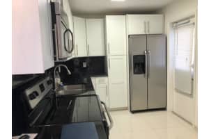 441 NE 195th St, Miami, FL 33179, Sold 10/11/18