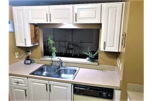 3098 S Oakland Forest Dr, Oakland Park, FL 33309, Sold 06/28/18