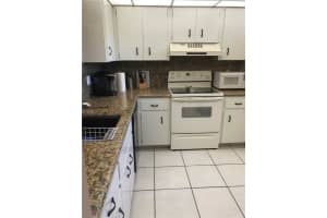 555 Banyan Tree Ln, Delray Beach, FL 33483, Sold 08/17/18