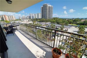 3031 N Ocean Blvd, Fort Lauderdale, FL 33308, Sold 10/16/18
