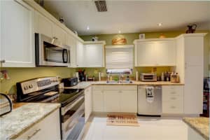 6181 Pine Tree Ln, Tamarac, FL 33319, Sold 06/29/18