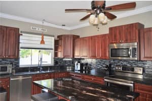 11950 SW 47th St, Cooper City, FL 33330, Sold 07/05/18