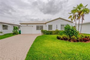 8513 NW 59th Pl, Tamarac, FL 33321, Sold 07/23/18