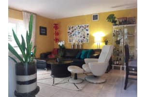 1000 SE 4th St, Fort Lauderdale, FL 33301, Sold 07/20/18