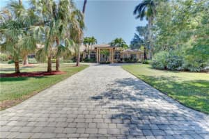 5655 W Leitner Dr, Coral Springs, FL 33067, Sold 07/31/18