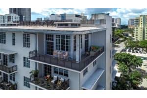 410 NW 1st Ave APT 701, Fort Lauderdale, FL 33301, Sold 08/30/18