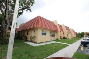 13 Canterbury Ln, Tamarac, FL 33319, Sold 11/20/18