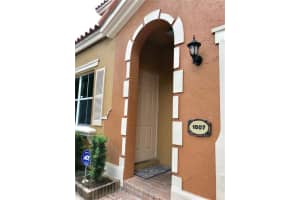 8521 NW 138th Terrace, Hialeah, FL 33016, Sold 06/29/18