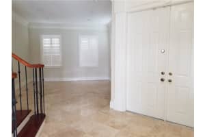 8949 NW 178th St, Hialeah, FL 33018, Sold 07/27/18