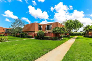 2872 Waterford Dr S, Deerfield Beach, FL 33442, Sold 07/09/18