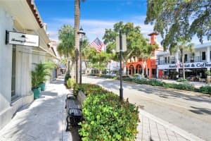 1000 SE 4th St, Fort Lauderdale, FL 33301, Sold 02/28/19