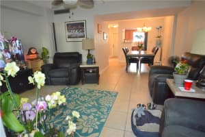809 W Oakland Park Blvd APT J3, Wilton Manors, FL 33311, Sold 08/24/18