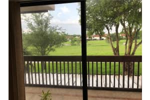 465 W Park Dr, Miami, FL 33172, Sold 08/22/18