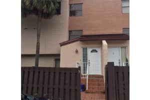 465 W Park Dr, Miami, FL 33172, Sold 08/22/18