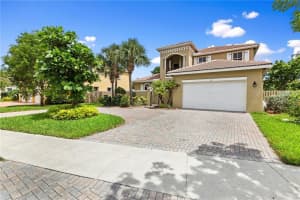 10441 SW 54th St, Cooper City, FL 33328, Sold 07/05/18