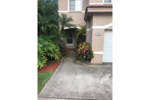 7600 S Southwood Cir, Davie, FL 33328, Sold 08/23/18