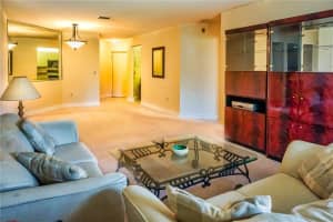 4101 Coral Tree Cir, Coconut Creek, FL 33073, Sold 08/08/18