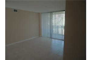 10101 W Sunrise Blvd, Plantation, FL 33322, Sold 09/21/18