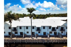 4522 E Aqua Bella Ln, Davie, FL 33312, Sold 06/19/18