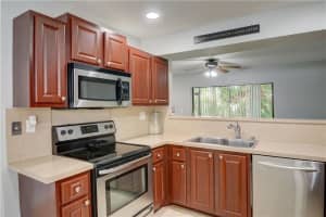 9897 Riverside Dr, Coral Springs, FL 33071, Sold 07/30/18