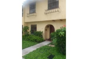2731 NW 47th Ln, Lauderdale Lakes, FL 33313, Sold 08/31/18