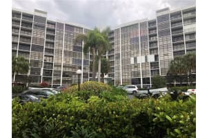 400 Leslie Dr, Hallandale Beach, FL 33009, Sold 08/23/18